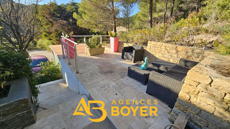 Appartement - 143 m² - 5 pièces