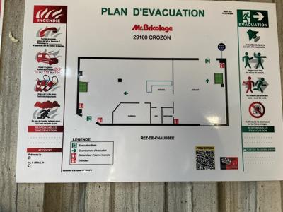 Local d'activité / Entrepôt - 250 m²