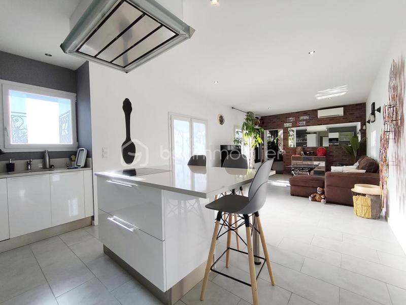 Villa - 264 m² - 7 pièces