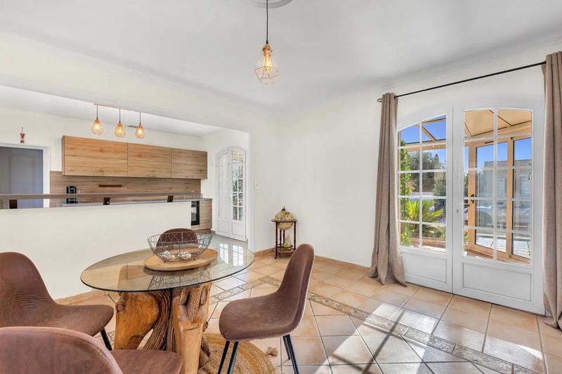 Villa - 115 m² - 4 pièces