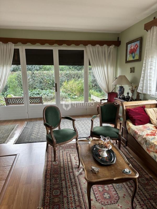 Maison d'architecte - 330 m² - 14 pièces