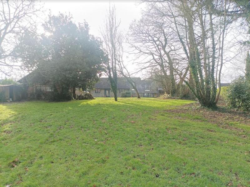 Maison - 188 m² - 10 pièces