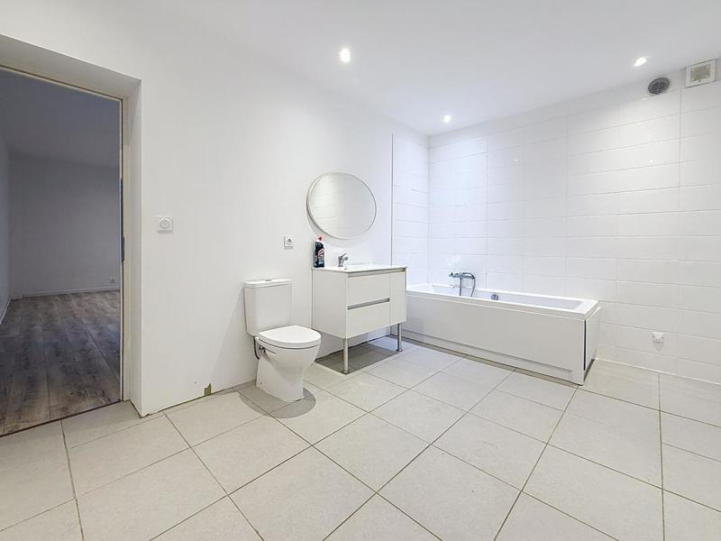 Villa - 200 m² - 5 pièces