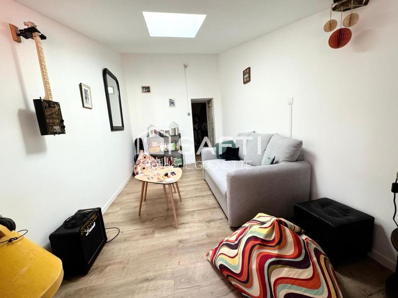 Maison - 96 m² - 6 pièces