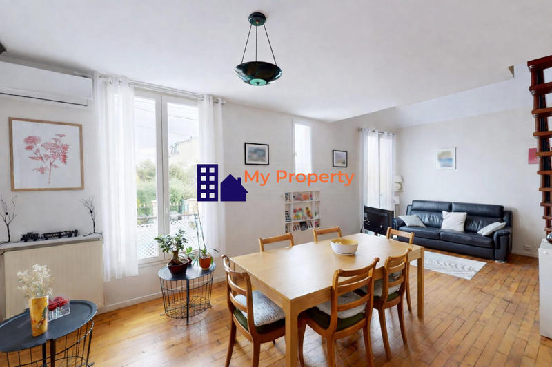 Maison - 92 m² - 5 pièces