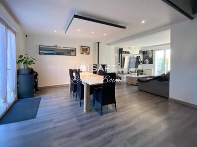 Maison - 102 m² - 6 pièces