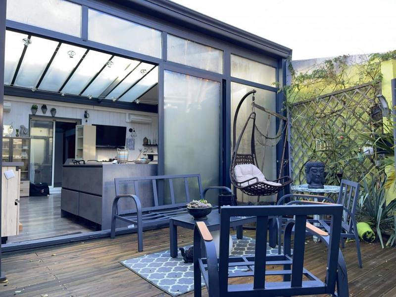 Villa - 265 m² - 8 pièces