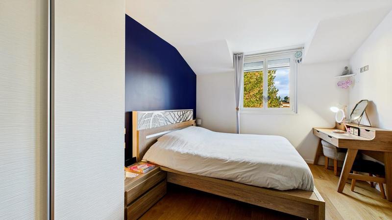 Appartement - 125 m² - 6 pièces