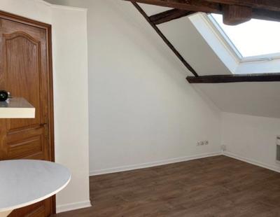 Appartement ancien - 20 m² - 1 pièce