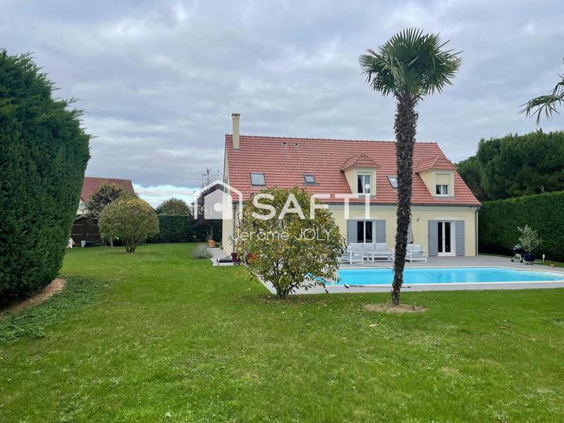 Maison - 256 m² - 9 pièces