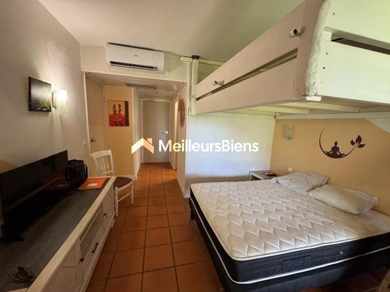 Appartement ancien - 30 m² - 1 pièce