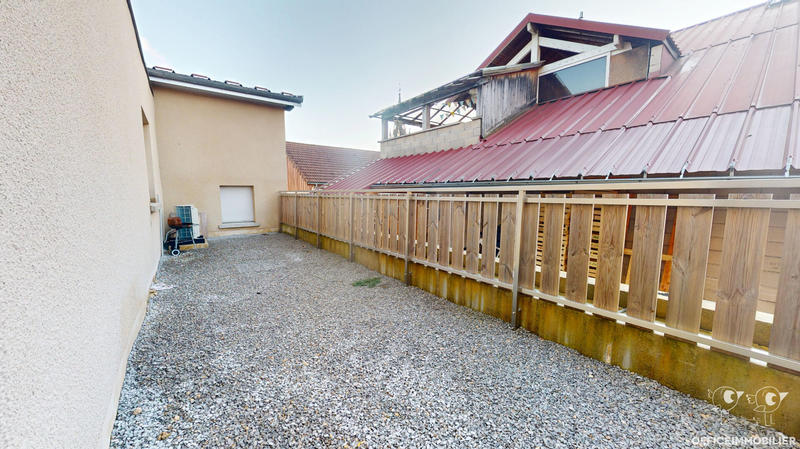 Appartement - 100 m² - 4 pièces