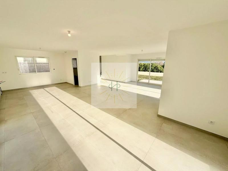 Maison - 130 m² - 4 pièces