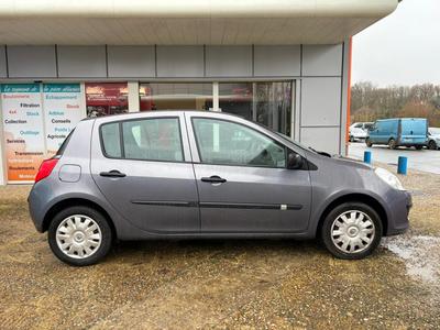 Renault Clio 1.4 16v 98 Ch Garantie 6 Mois / Reprise Possible