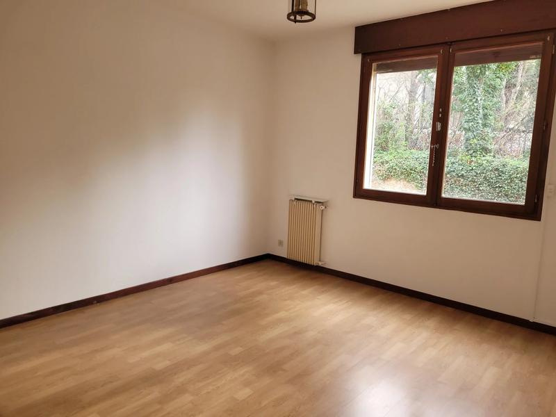 Appartement - 80 m² - 3 pièces