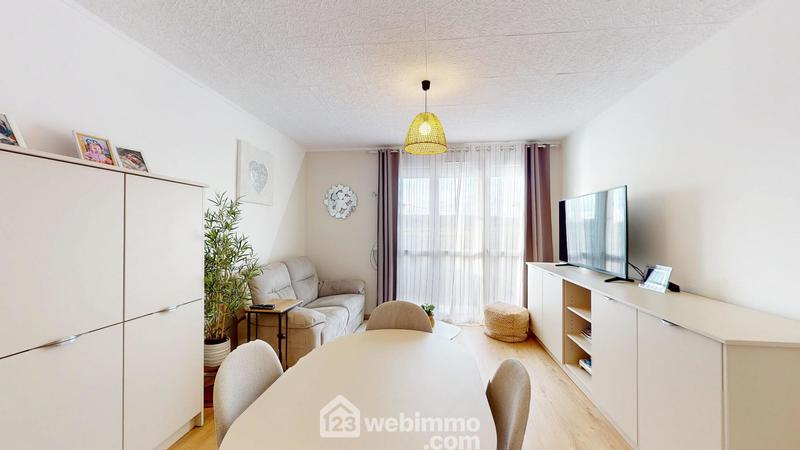 Appartement - 67 m² - 4 pièces