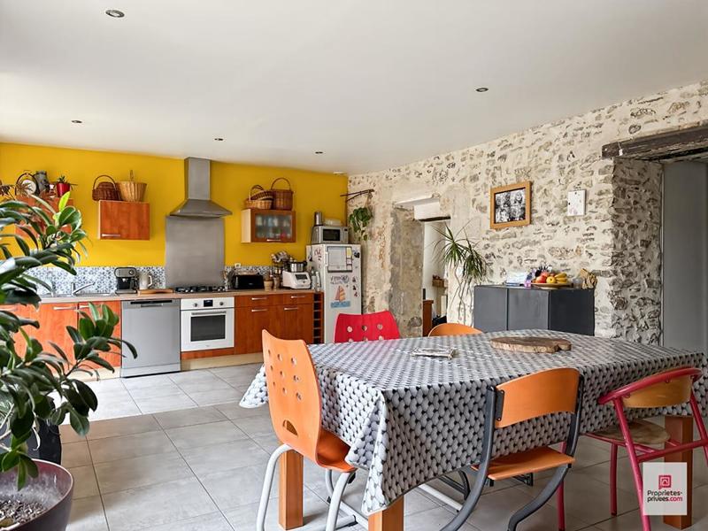 Maison - 142 m² - 6 pièces