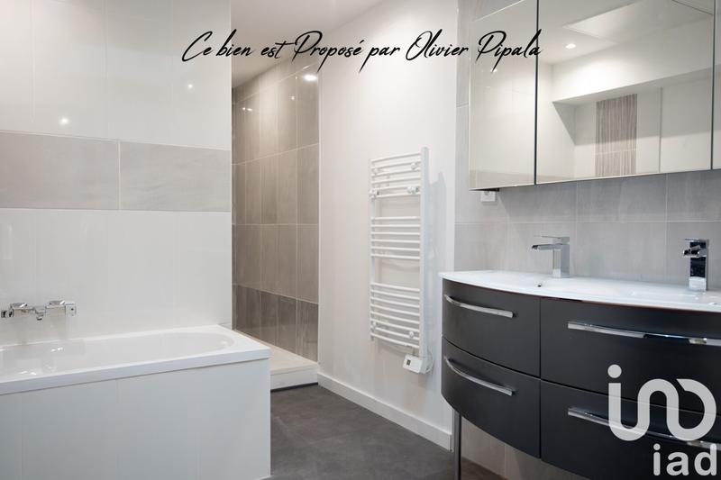 Loft - 161 m² - 6 pièces