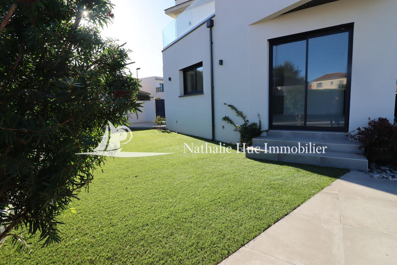 Maison contemporaine - 111 m² - 5 pièces