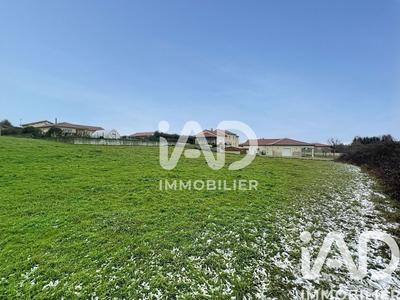 Terrain - 4 242 m²