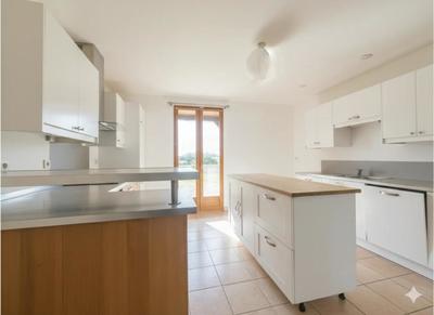 Maison - 109 m² - 5 pièces