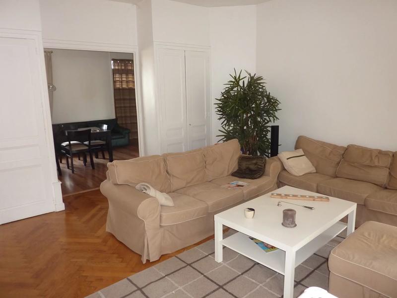 Appartement - 121 m² - 6 pièces