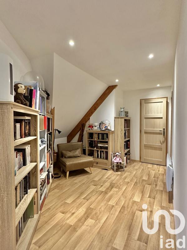 Maison - 250 m² - 11 pièces