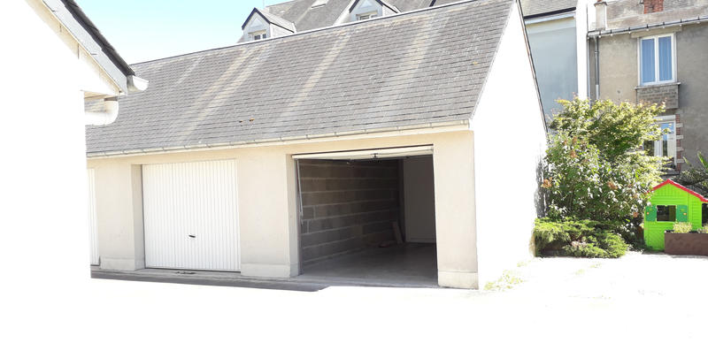 Maison - 120 m² - 9 pièces