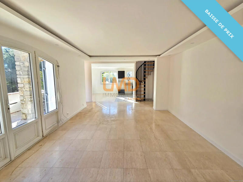 Appartement - 90 m² - 4 pièces