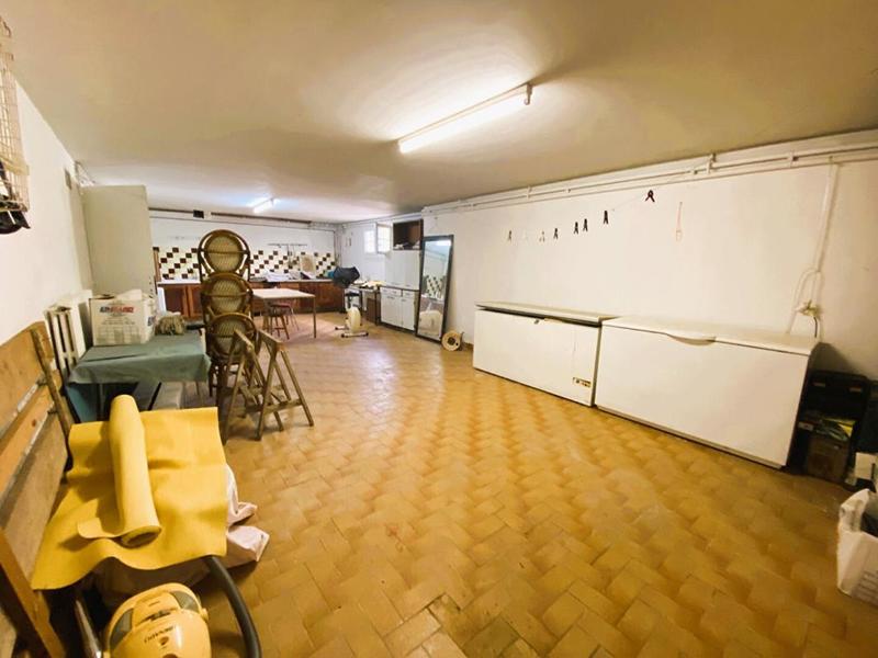 Maison - 223 m² - 6 pièces