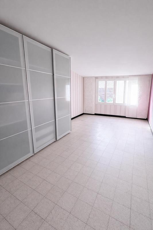 Maison - 192 m² - 9 pièces