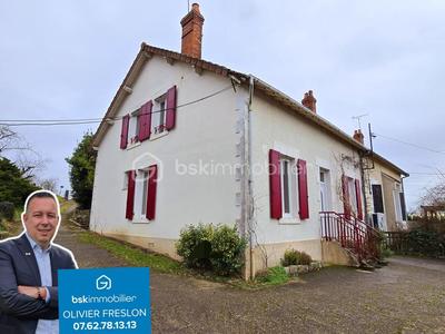 Maison de ville - 157 m² - 7 pièces