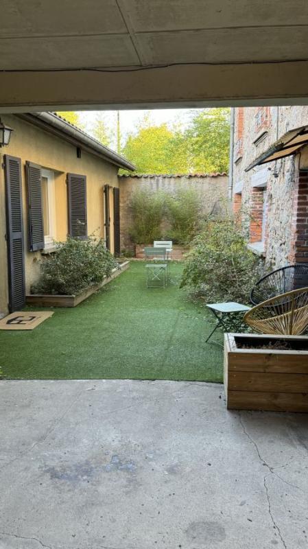 Maison - 219 m² - 10 pièces