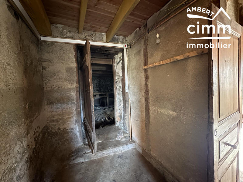 Maison traditionnelle - 70 m² - 6 pièces