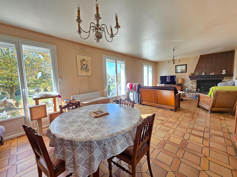 Maison - 110 m² - 5 pièces