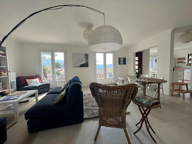 Maison - 97 m² - 4 pièces