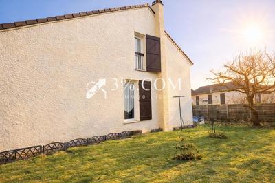 Maison - 107 m² - 6 pièces