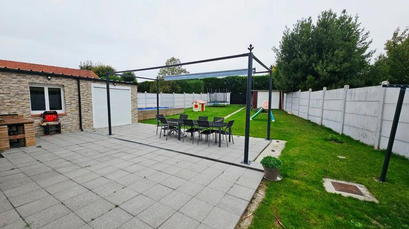 Maison - 110 m² - 6 pièces