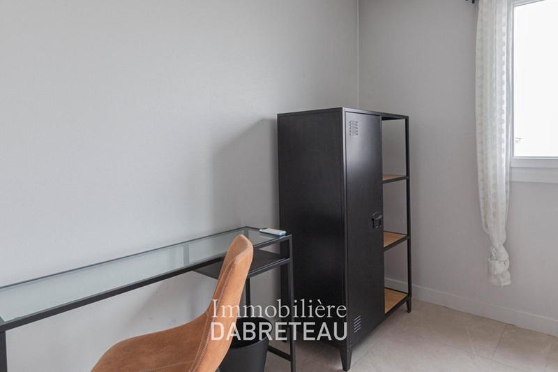 Appartement - 92 m² - 4 pièces