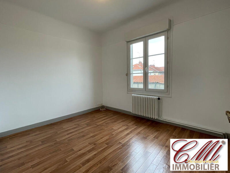 Appartement - 75 m² - 3 pièces