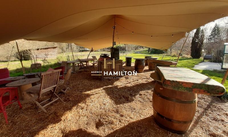 Moulin - 249 m² - 11 pièces