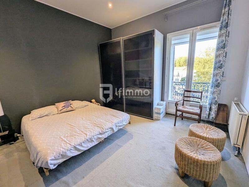 Maison - 167 m² - 7 pièces