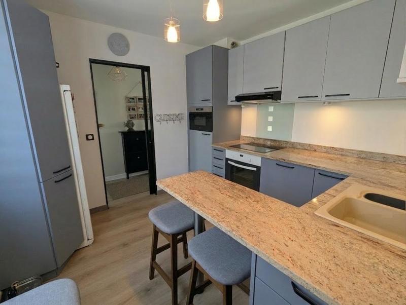 Pavillon - 160 m² - 7 pièces