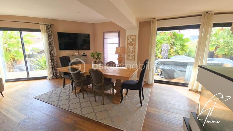 Maison d'architecte - 200 m² - 6 pièces