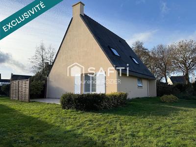 Maison - 94 m² - 5 pièces