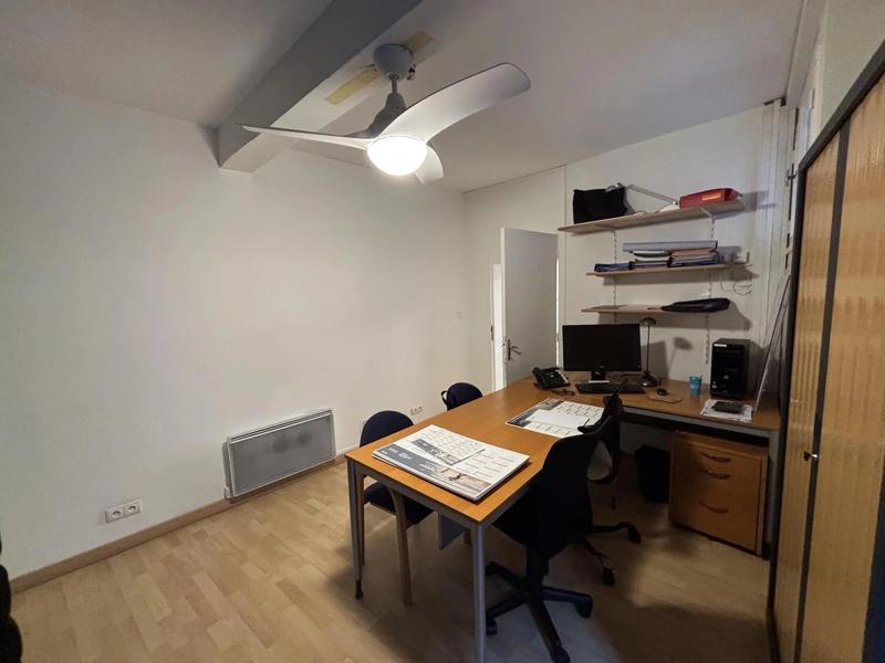 Local commercial - 74 m² - 2 pièces