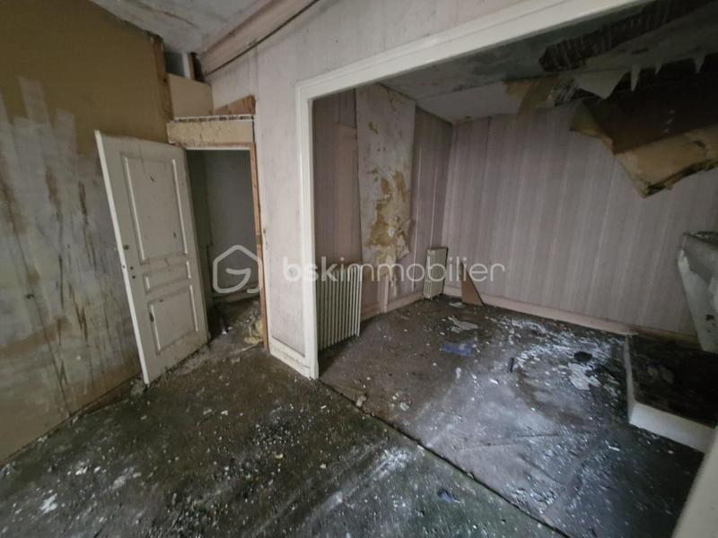 Immeuble - 196 m² - 5 pièces