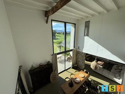 Maison - 183 m² - 6 pièces