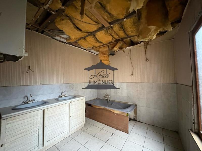 Maison - 140 m² - 7 pièces