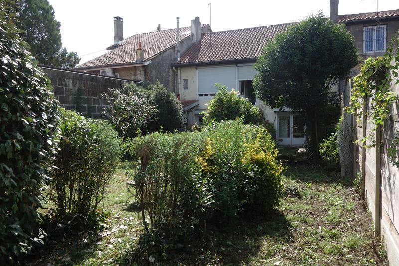 Maison ancienne - 184 m² - 8 pièces